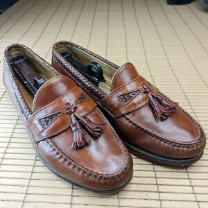 Allen Edmonds Leather Loafer Tasseled "Maxfield" #47716 Chili Brown Leather. Bra